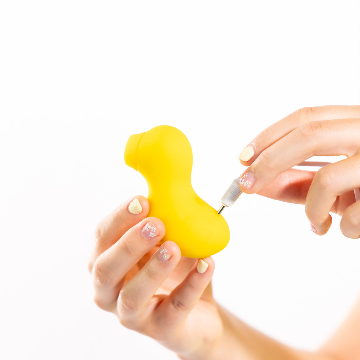 Lucky Duck Clitoral Suction Vibrator, Waterproof & Beginner-Friendly Like a Kitten Lucky Duck Clitoral Suction Vibrator, Waterproof & Beginner-Friendly Like a Kitten